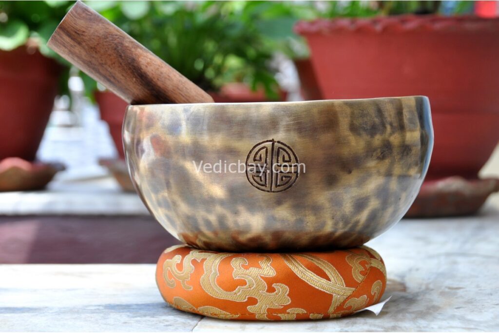 7-Inch Handmade Full Moon Singing Bowl with Striker and Cushion – Nepal