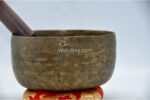 Antique Thadobati singing bowl with straight walls and flat bottom – 6.5 inch Himalayan bowl
